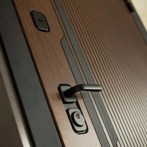 Входная дверь KARMINA 05 - Итальянский орех